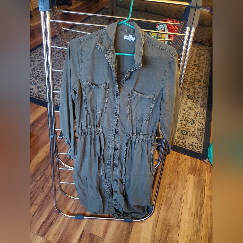 Army green lightweight dress